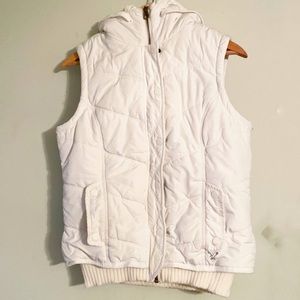 American Eagle Hooded Puffer Vest